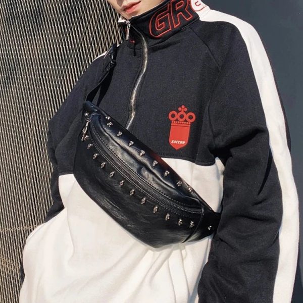 sac banane cuir noir têtes de mort