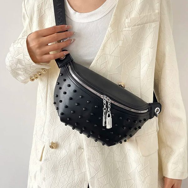 sac banane femme cuir à clous