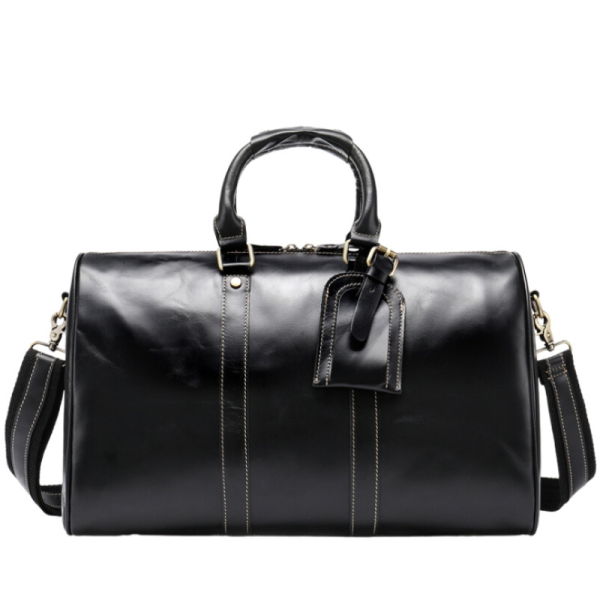 sac week-end cuir homme en extérieur